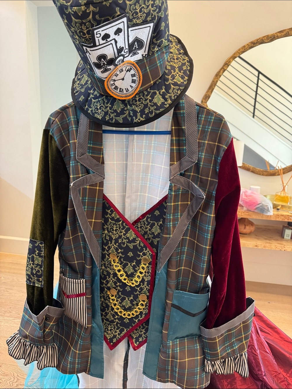 Men’s L Mad-hatter Brown Plaid Patchwork Jacket with tails and top hat